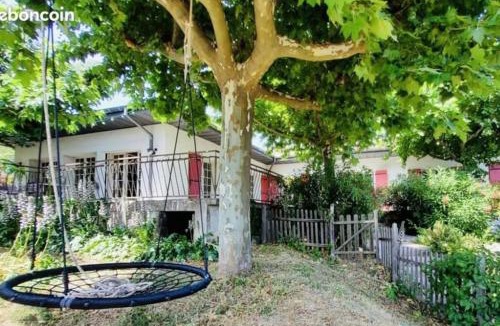 Saint-Ambroix Villa | Villa à flanc de colline