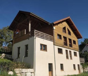 Saint-Pierre-de-Genebroz House | Villa à la ferme