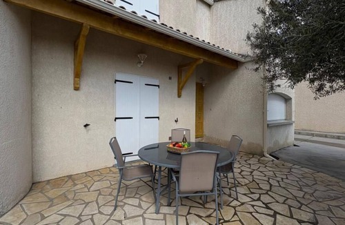 Fabregues Apartment | Villa Élégance, Pool, Garden, Wifi, Terrace