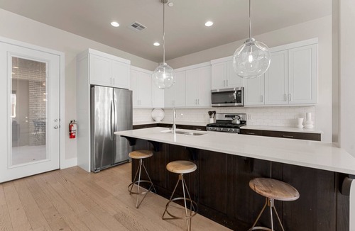 Bloomington Condo | Villa #01 at Bloomington Country Club: Pool, Golf, Restaurant