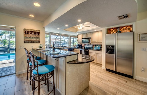 Caloosahatchee House | Villa 1 Bright and Sunny, Open Floor Plan, Pool, Hot Tub
