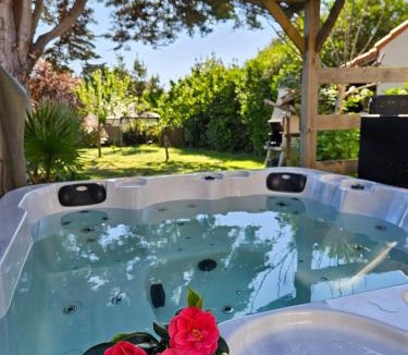 Le Cormier House | Villa 11 pers 4CH - Jacuzzi - Le Cormier