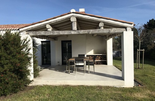 Noirmoutier-en-l'Ile Villa | Villa 12 people 100m from La Clere beach