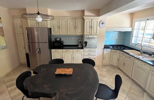 Elne Villa | Villa 12 pers with private pool & jacuzzi - Near the sea & Albères - Elne