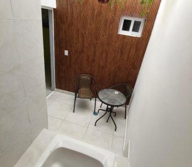 Anton Lizardo Villa | Villa 14