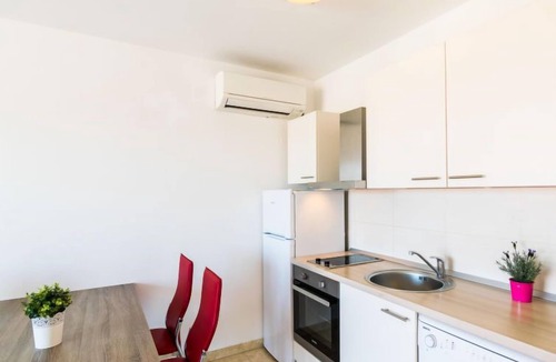 Sutivan Apartment | Villa 2 Pools by Interhome