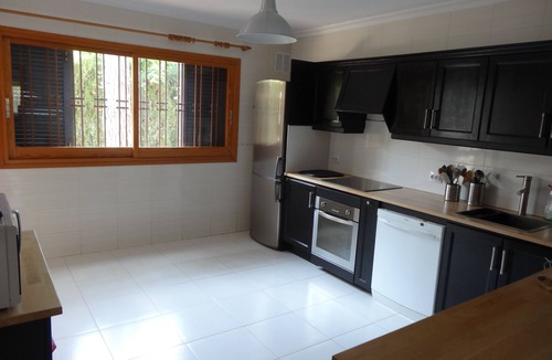 Benicassim Villa | VILLA 200 M FROM THE BEACH and 5 minutes walk from the VILLAGE