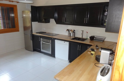 Benicassim Villa | VILLA 200 M FROM THE BEACH and 5 minutes walk from the VILLAGE
