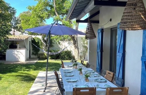 Perols House | Villa 220m2 pool 5 min from the sea. 10 people, ideal family
