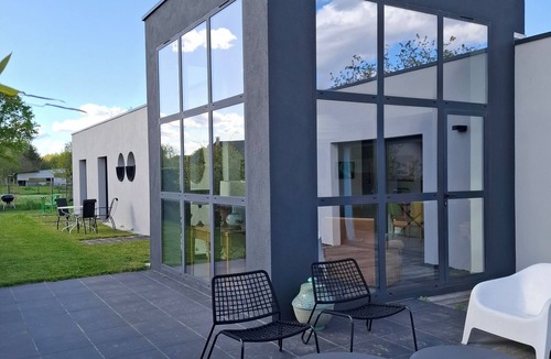 Fille Villa | Villa 24h du Mans