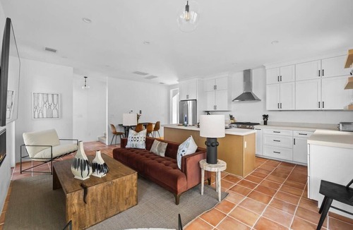 Spicewood Villa | Villa 3 | 2BR | Firepit | Pool | Hot tub | Yoga