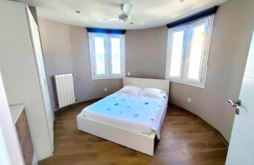 Villeneuve-les-Maguelone Villa | Villa 3 chambres climatisées proche plage avec jardin clos