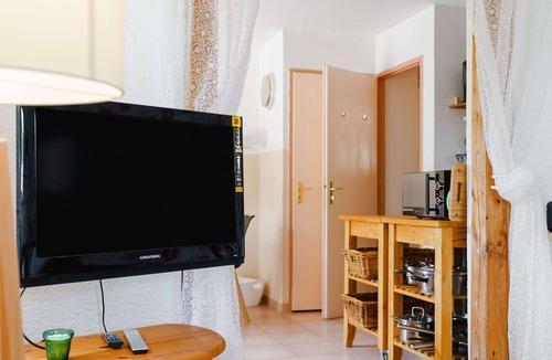 Gruissan Villa | Villa 3-Room 6 Guests, 150m from Grazel Beach, Gruissan