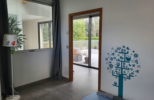 Montferrier-sur-Lez Villa | Villa 300 M2, Dans la Pinède, Avec Salle de Jeux et Piscine et à 30mn des Plages