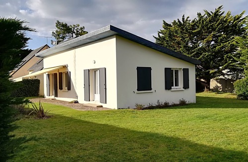 Saint-Pair-sur-Mer Villa | VILLA 300 M FROM THE BEACH