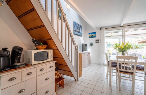 Les Ayguades Villa | Villa '38m2 Proche De La Mer' with Private Terrace and Air Conditioning