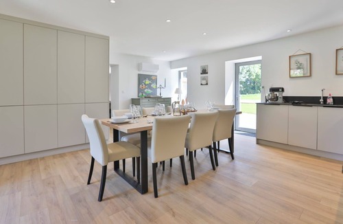 Le Girouard House | Villa 4 chambres avec piscine en pleine nature