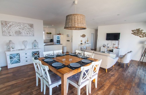 Plouescat Villa | VILLA 4*large indoor pool and Jacuzzi 80 m from the sea and GR34.