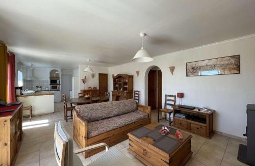 Orgnac-l'Aven House | Villa 4 pers avec piscine privée, grand terrain, animaux admis, WiFi, Orgnac l'Aven - FR-1-382-207