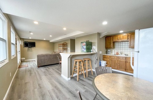 Lake Ozark Villa | Villa #4 Sleep 10 Lower Level