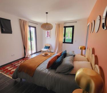 Vallon-Pont-d'Arc Villa | Villa 5 étoiles, piscine chauffée, 9p, 4ch, Casa SISTA