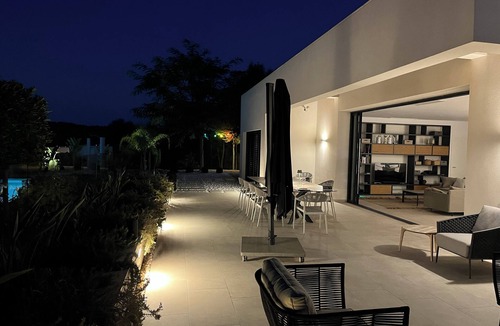 Lo Rufete Villa | Villa 5 bedrooms- 5 bathrooms on large plot - Golf de Las Colinas. Large swimming pool.