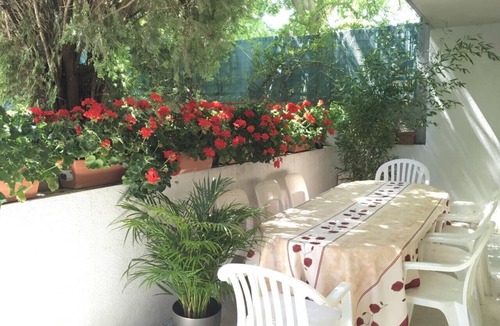 Le Kremlin-Bicetre House | Villa 5* Paris Porte d'Italie,5BR, 4BA W A/C Garden, 2 Parkings