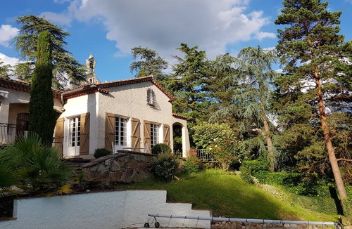 Castres House | VILLA 6 to 12 PEOPLE WITH HEATED POOL