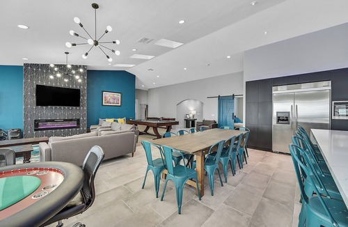 Spring Valley Villa | Villa - 8 Bedrms 5 Bths 15 Beds