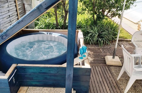 La Chapelle-Achard House | Villa 8 People - Pool, Spa, Garden 15km from beaches