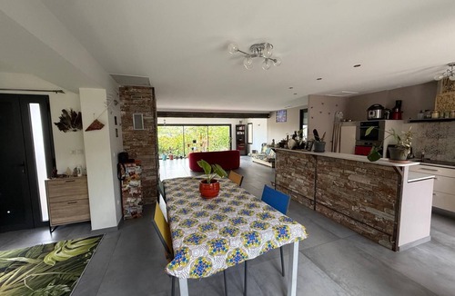 Clermont-l'Herault House | Villa 8 pers | Swimming pool, summer kitchen & fenced garden | Near Lac du Salagou