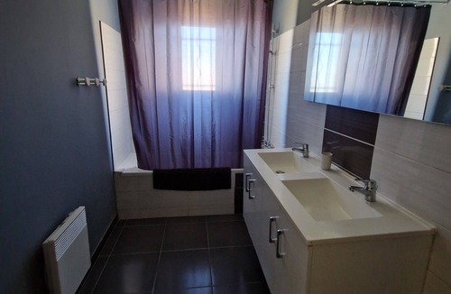 Caux-et-Sauzens Cabin | Villa 8 Personne Avec Clim et Piscine Privée