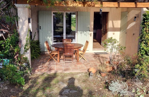 Saint-Laurent-du-Var Villa | Villa 90 m² panoramic view Nice, sea and mountains