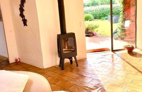La Bruguiere Villa | Villa Aïna: Charme, Piscine, Jacuzzi