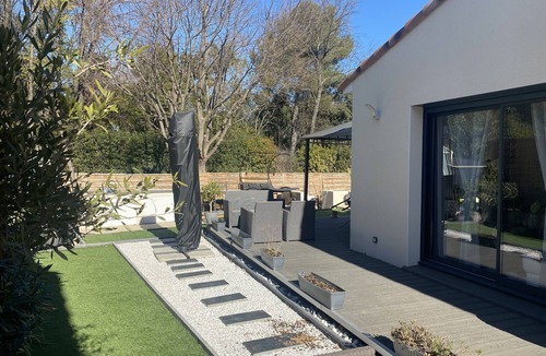 Saint-Andre-de-Sangonis House | Villa Avec Jardin et Piscine