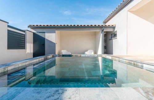 Saint-Genies-de-Malgoires Villa | Villa avec piscine extérieur