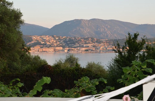 Vetricella Villa | Villa A LISCIA Marinca