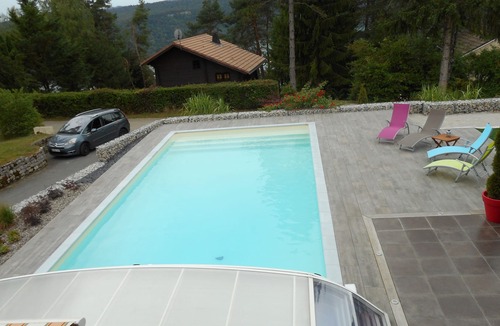 Charchilla Villa | Villa above Lake Vouglans