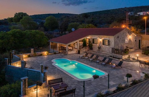 Jarebinjak Villa | Villa Adamaris