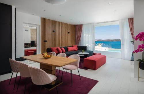 Seget Donji Villa | Villa Adria View with Heated Pool I
