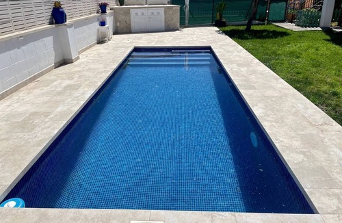 Castello de la Plana Apartment | Villa Aeroclub 3 Bedroom