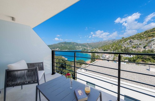 Stikovica Villa | Villa Agave - Four Bedroom Villa with Swimming Pool
