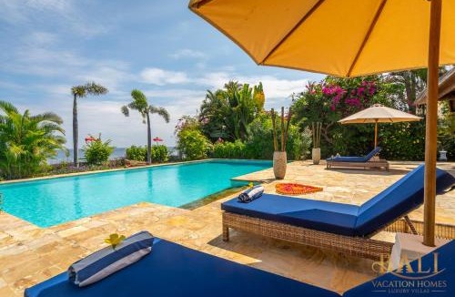 Dencarik Villa | Villa Agus Mas - Serene & calm beachfront villa!
