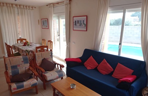 Mont-roig del Camp Villa | Villa 'Agustina' with Pool, Garden, Terrace & Wi-Fi