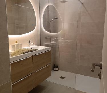 Perols Villa | Villa aiguës marines