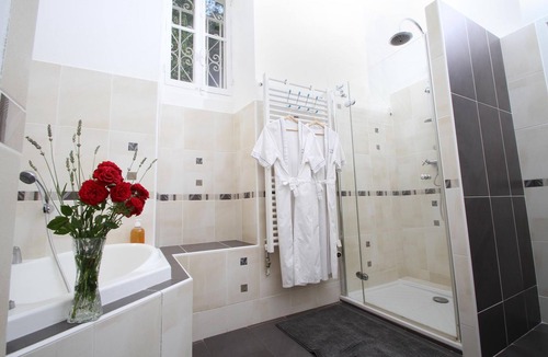 Vals-les-Bains House | VILLA AIMEE LUXURY APARTMENTS WITH HEATED POOL