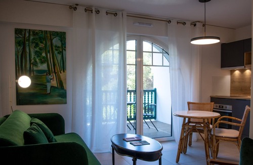 Le Canon House | Villa Aitama