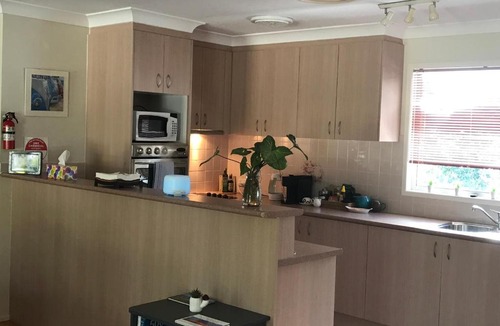 Eagle Heights House | Villa Alessandra Rooms & Restaurant