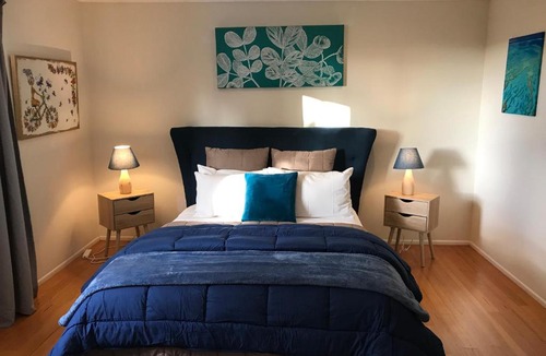 Eagle Heights House | Villa Alessandra Rooms & Restaurant