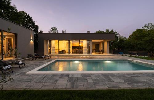 Zupanici Villa | Villa Alison Deluxe Junior with private spa and heated swimming pool